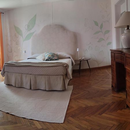Casa Vacanze Malvarosa Casale Corte Cerro Esterno foto