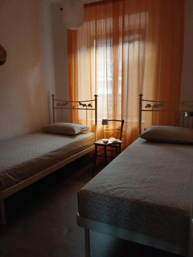 Casa Vacanze Malvarosa Casale Corte Cerro Esterno foto